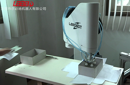 水平多關節機器人碼垛演示視頻