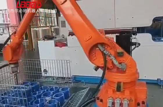 電纜線搬運碼垛機器人應用案例視頻